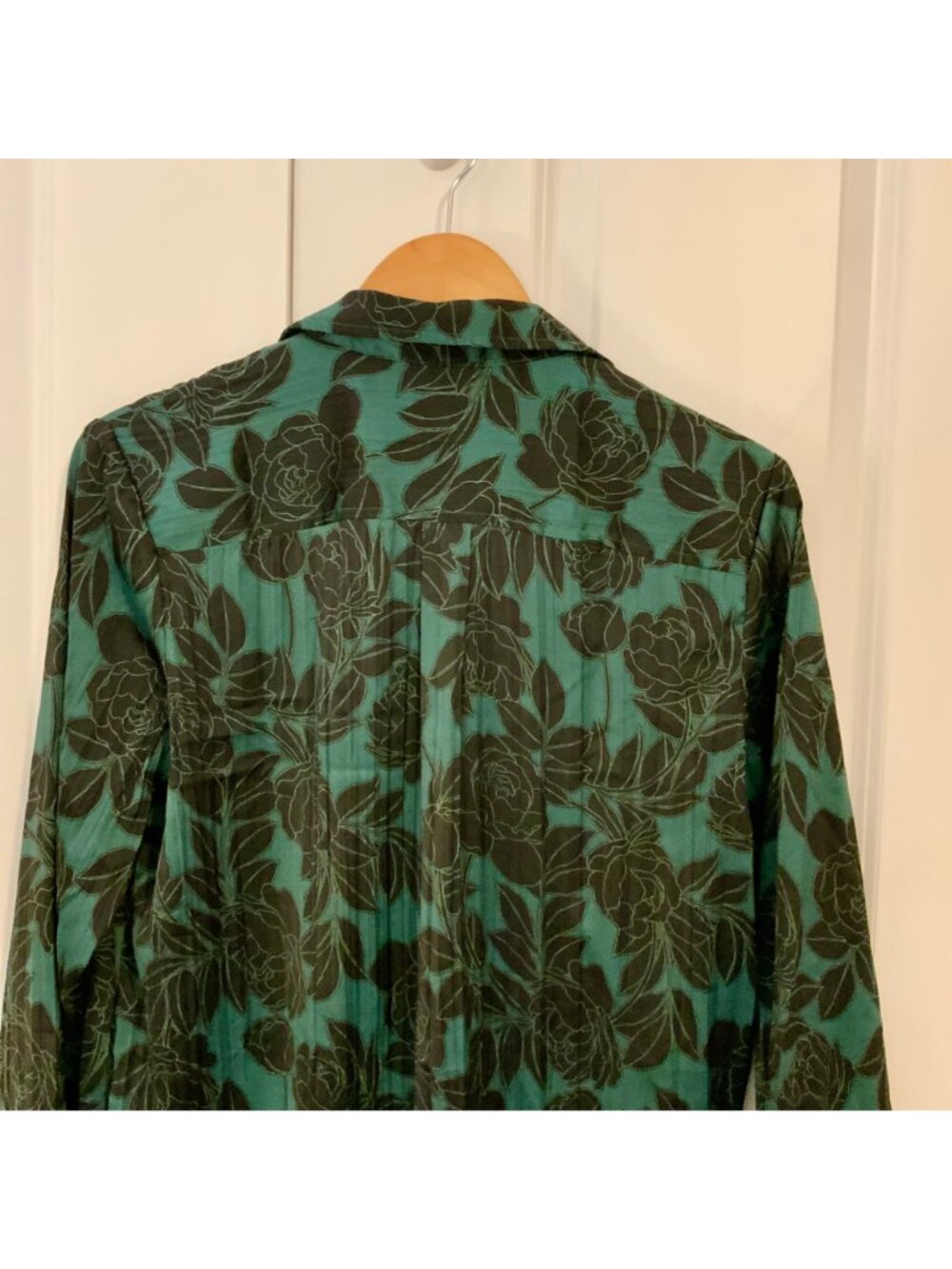 Gap Green Black Floral Satin Pleated Long Sleeve Oversized Boyfriend Shirt Small - Picture 8 of 11